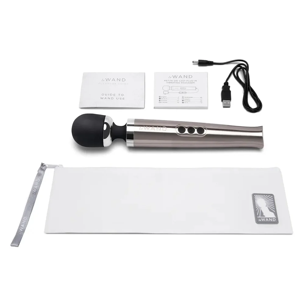 Le Wand Luxury Die Cast Metal Rechargeable Vibrating Massager - Image 6